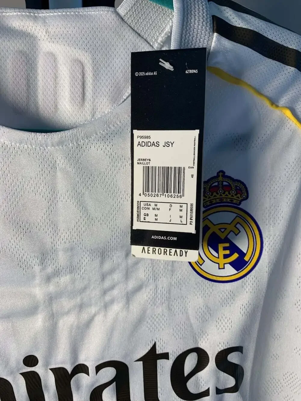 Adidas Vini Jr. #7 Real Madrid 2025/26 Home Jersey Men's Medium NWT